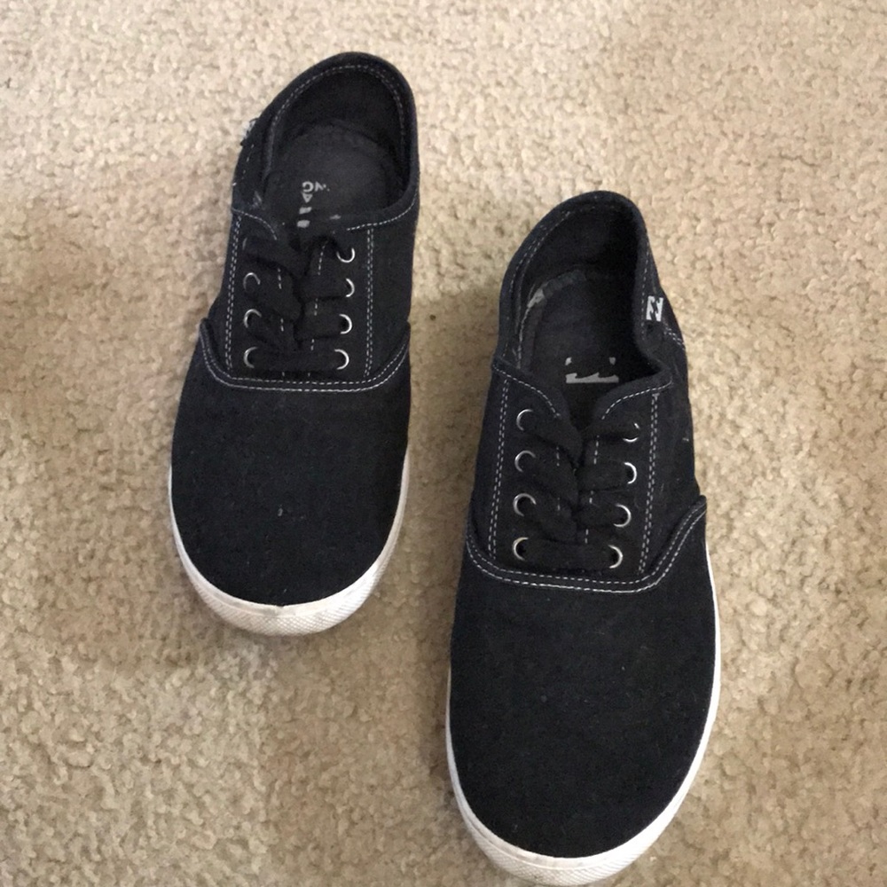 Billabong sneakers